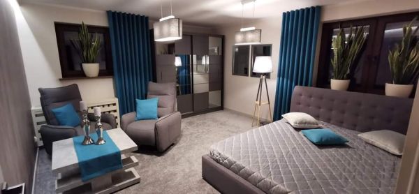 Graues Wohnzimmer - wie kann es dekoriert werden? 2