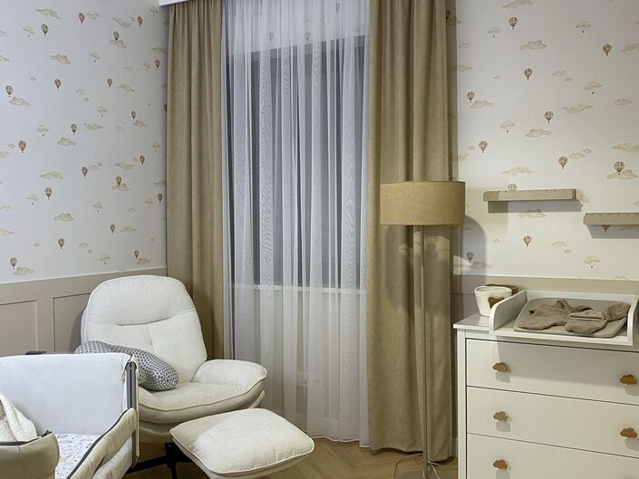 Chinderzimmer i trendige Beige-Tön