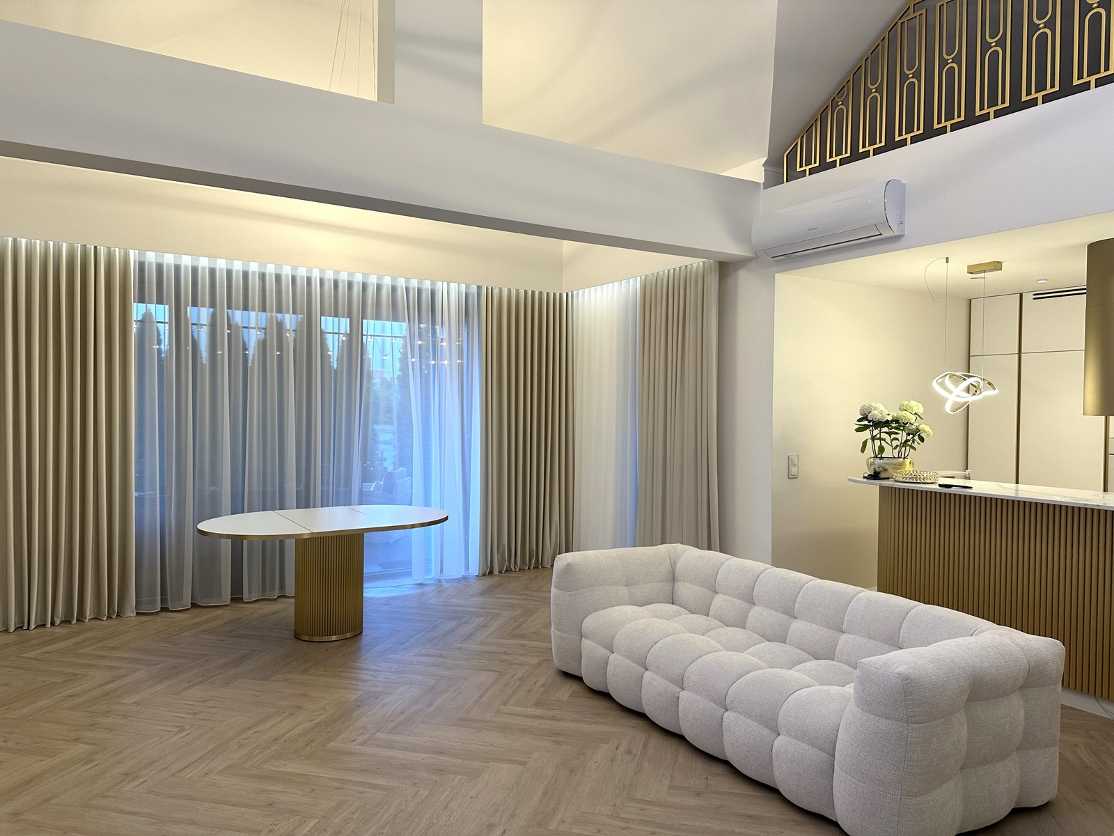 Blende für Vorhangstange - Die Perfekte Ergänzung einer Fensterdekoration  - iDESCU